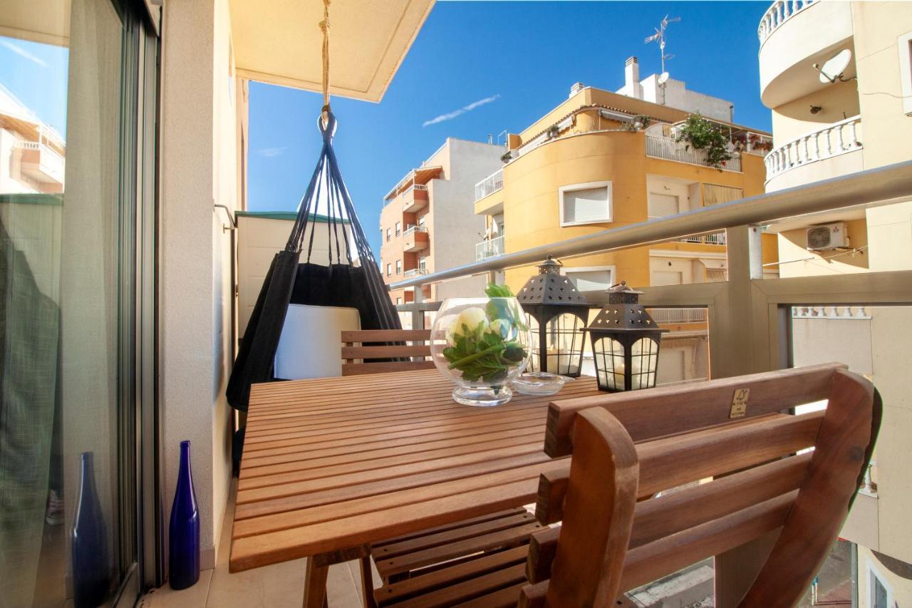 El Apartamento De Maria Jose Torrevieja Exterior foto