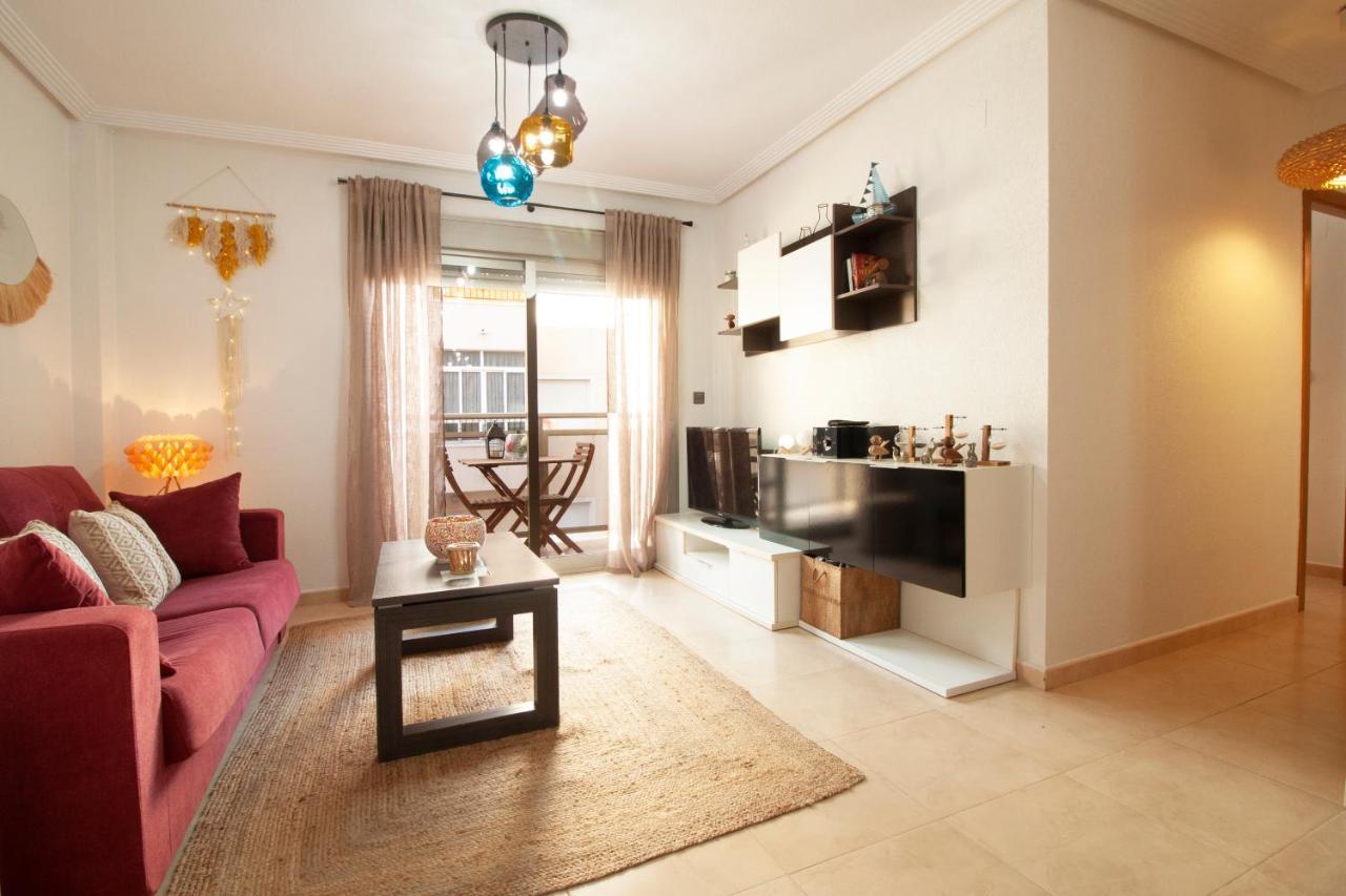 El Apartamento De Maria Jose Torrevieja Exterior foto