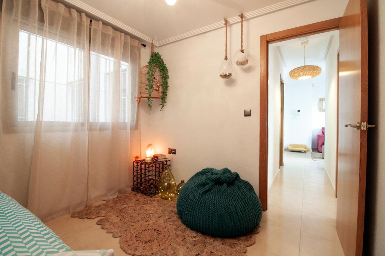 El Apartamento De Maria Jose Torrevieja Exterior foto